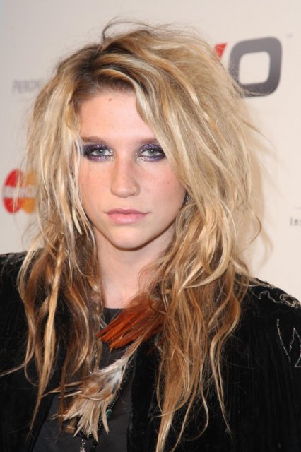 Kesha-682x1024.jpg, 158 KB
